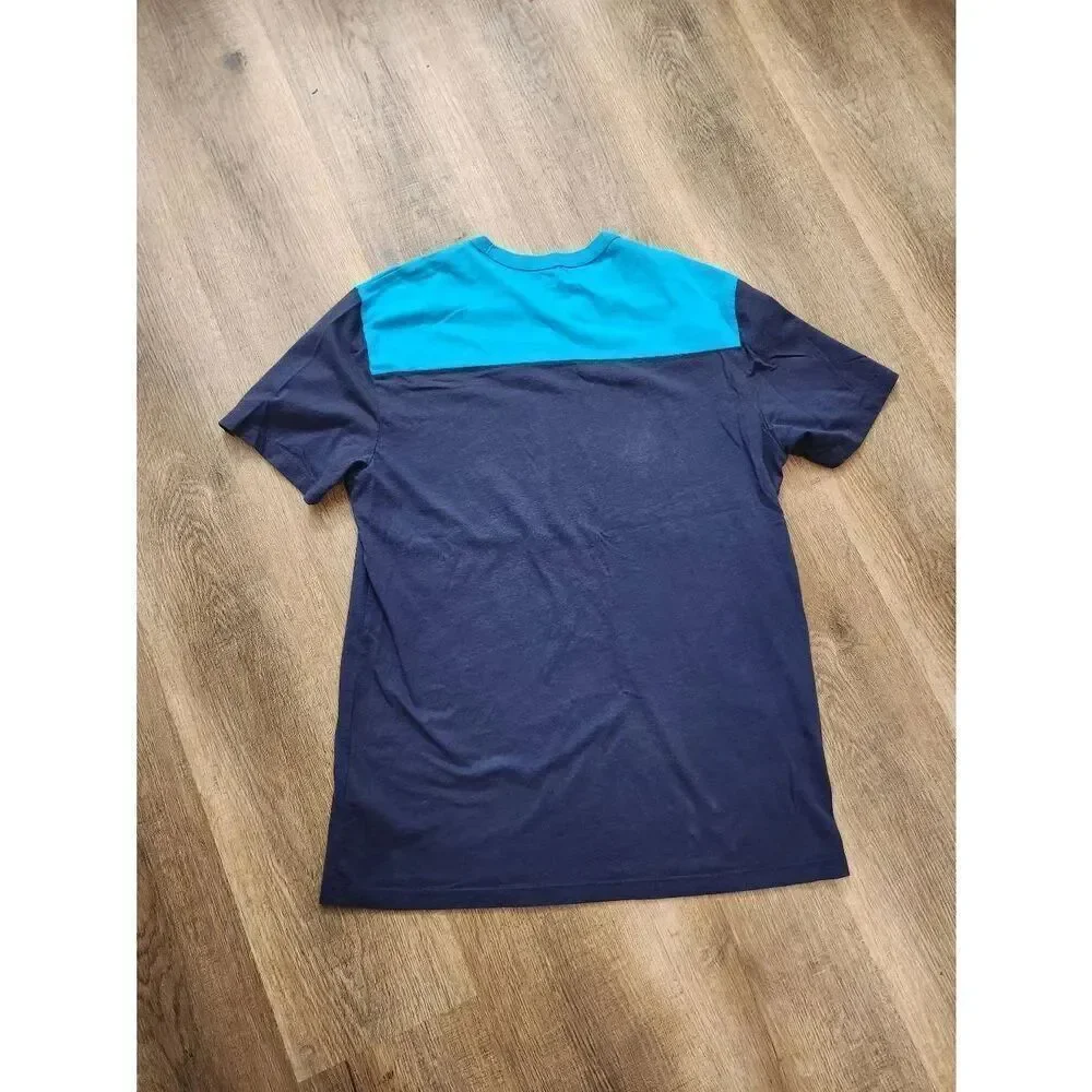 True Religion men's Medium colorblock Spellout shirt two-tone T-shirt